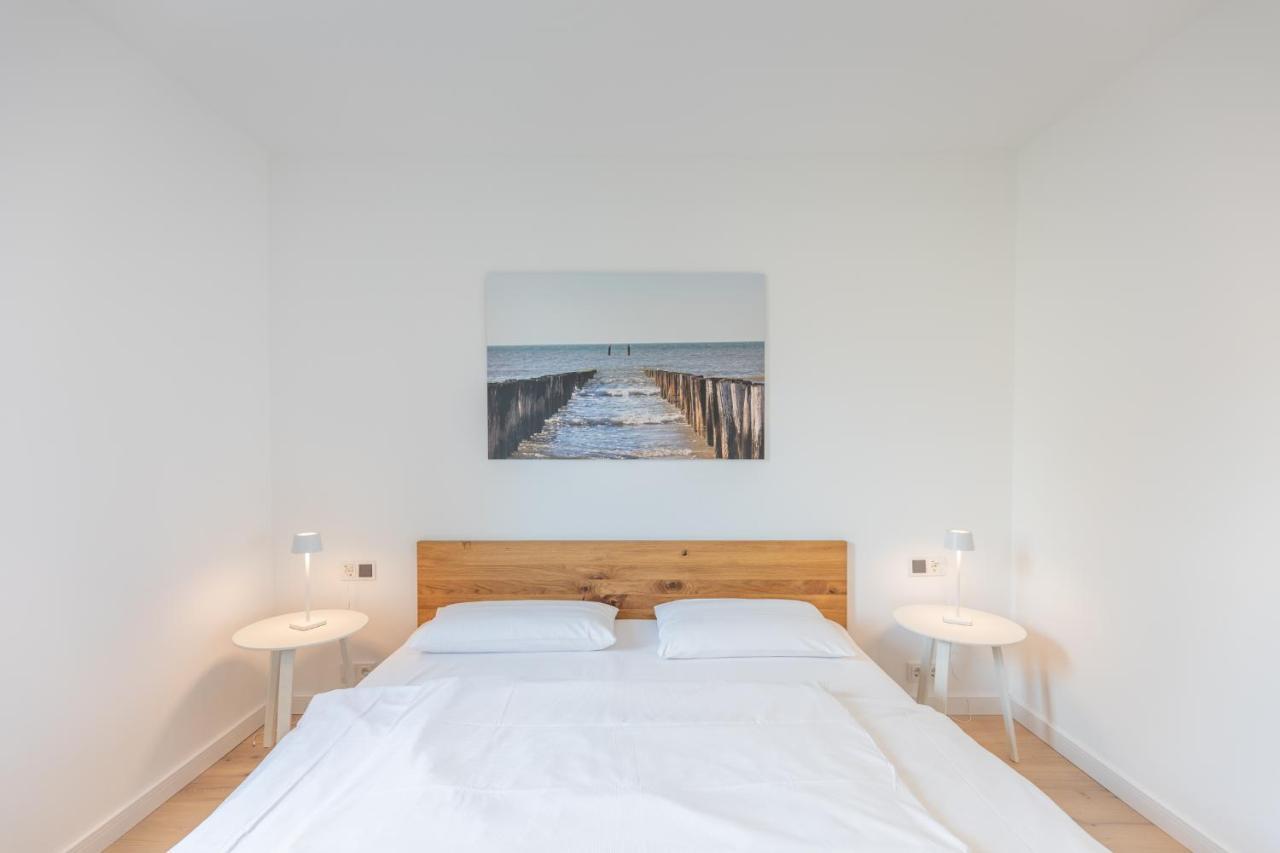 Meerwaerts Husum  Buitenkant foto